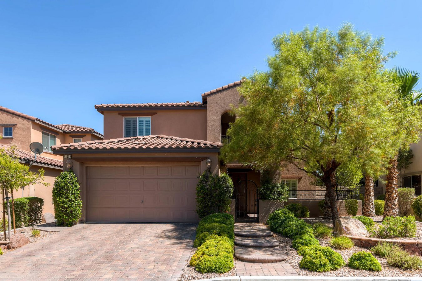 Just what you've been looking for! Don't miss this beauty! Granite counters, Stainless appliances, walk-in pantry and a huge island make this kitchen ideal for lots of cooking! Notice the upgrades: Plantation shutters, tall baseboards, custom closet - Master, epoxy floors - Garage... Not to mention this gorgeous backyard with covered patio, and a dogrun.