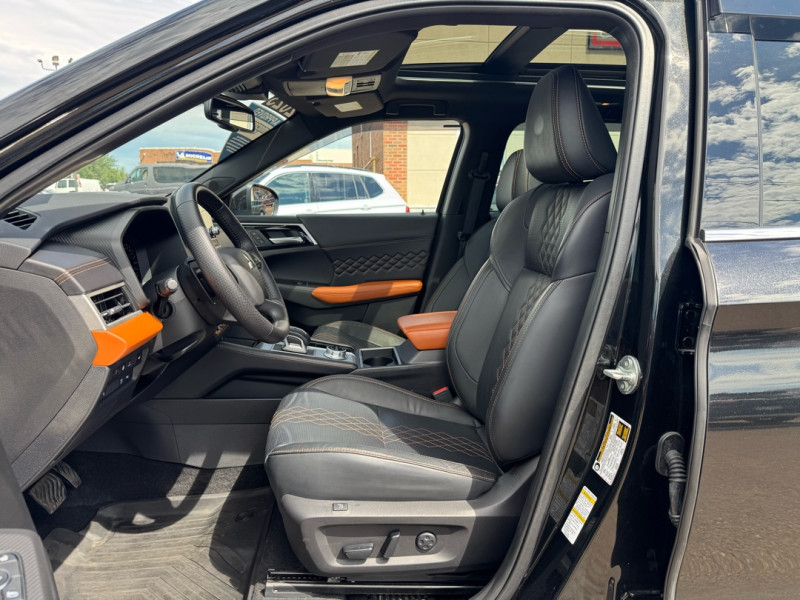 Mitsubishi Outlander PHEV 2023 - Image 12