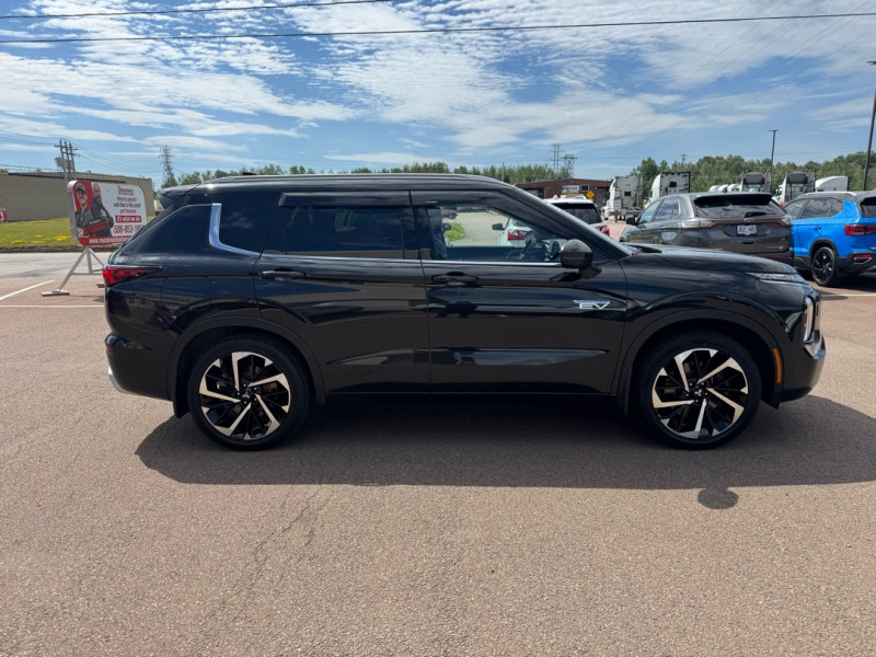 Mitsubishi Outlander PHEV 2023 - Image 4