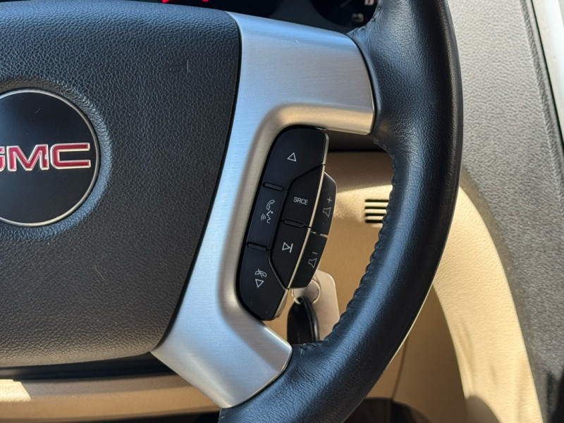 GMC Acadia 2012 - Image 15