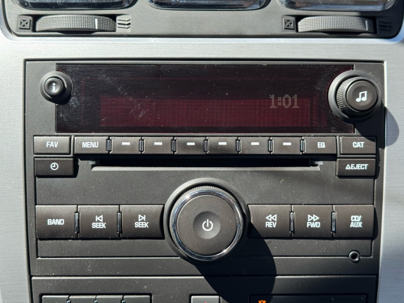 GMC Acadia 2012 - Image 18