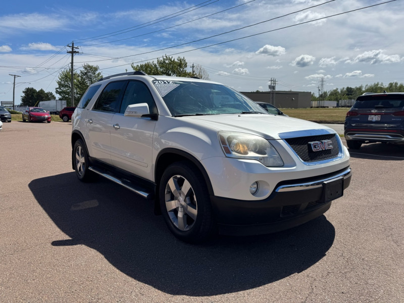 GMC Acadia 2012 - Image 3