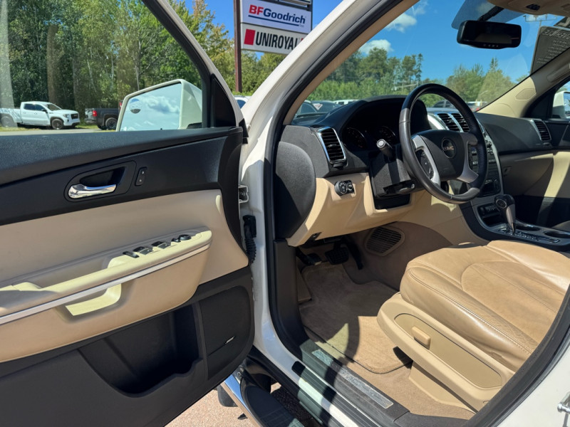 GMC Acadia 2012 - Image 10