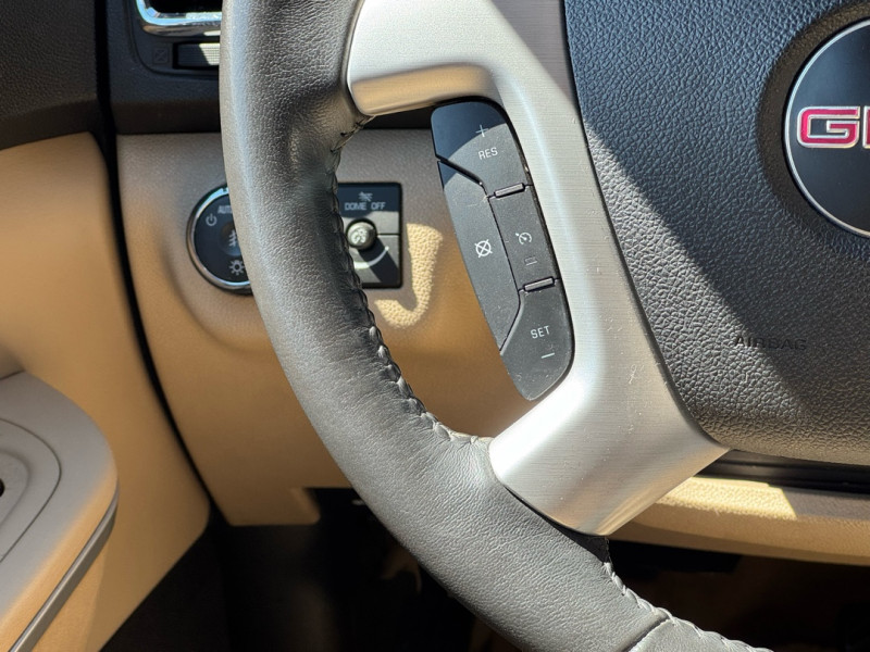 GMC Acadia 2012 - Image 14