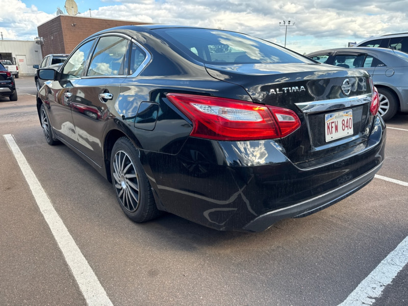 Nissan Altima 2016 - Image 4