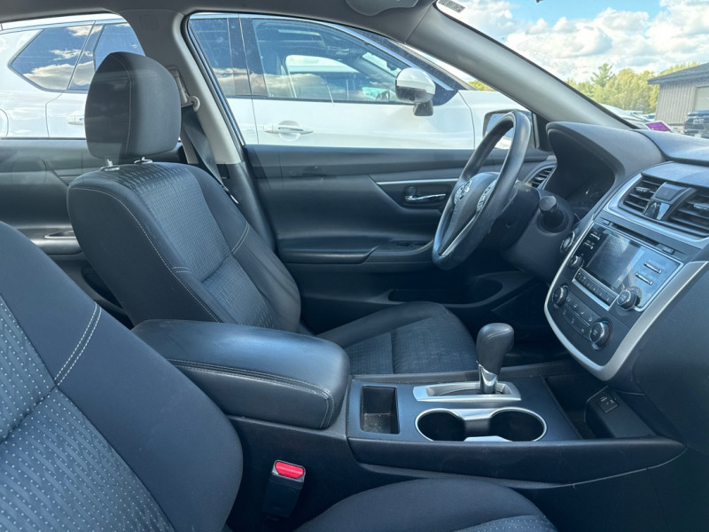 Nissan Altima 2016 - Image 6
