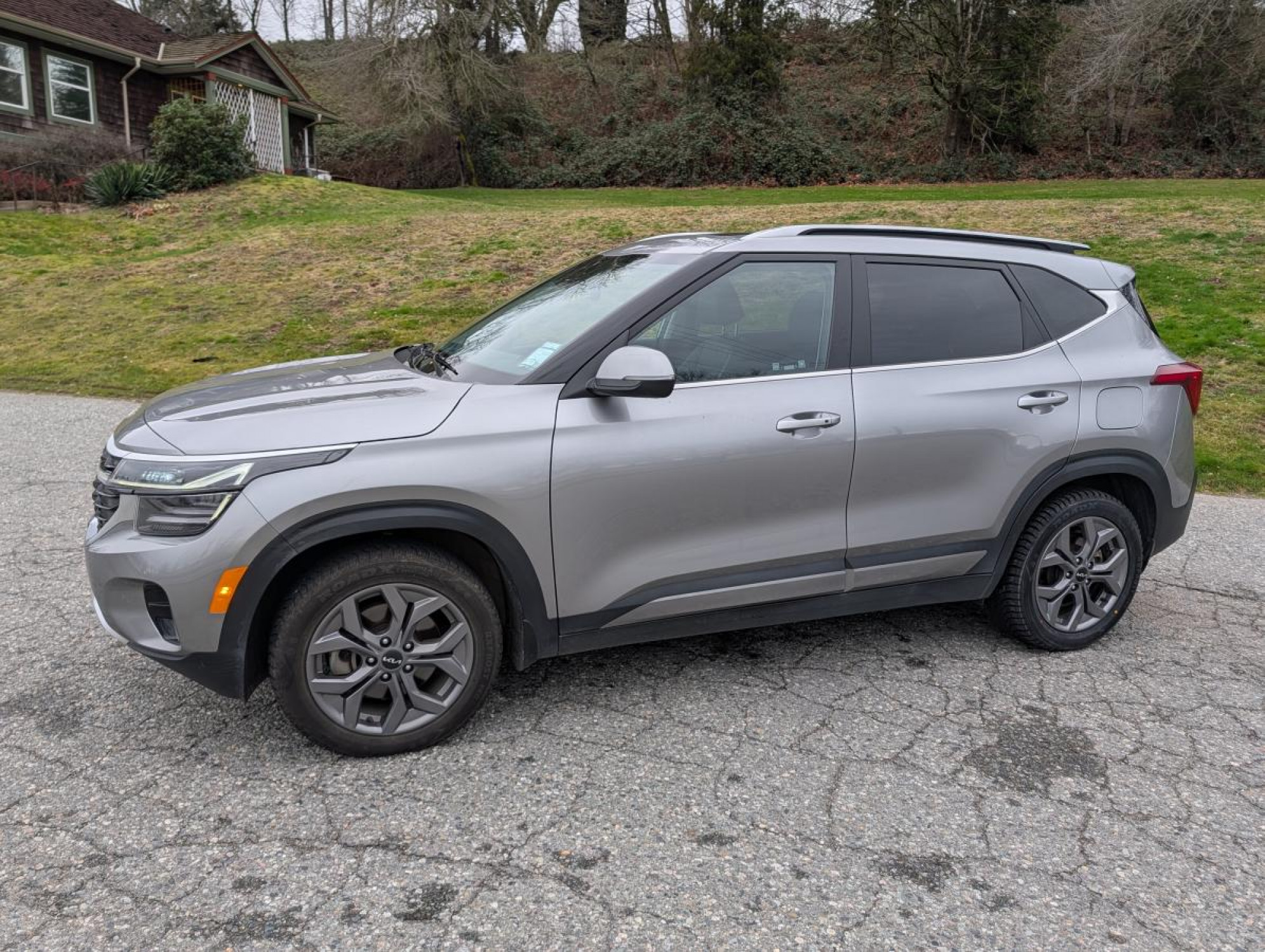 2024 Kia Seltos EX AWD