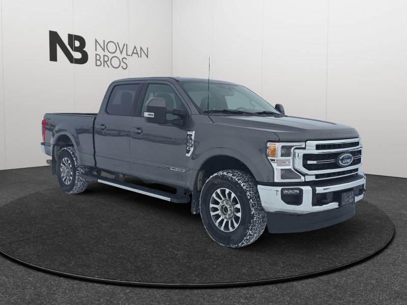2022 Ford F-350 Super Duty Lariat Crew Cab 4WD