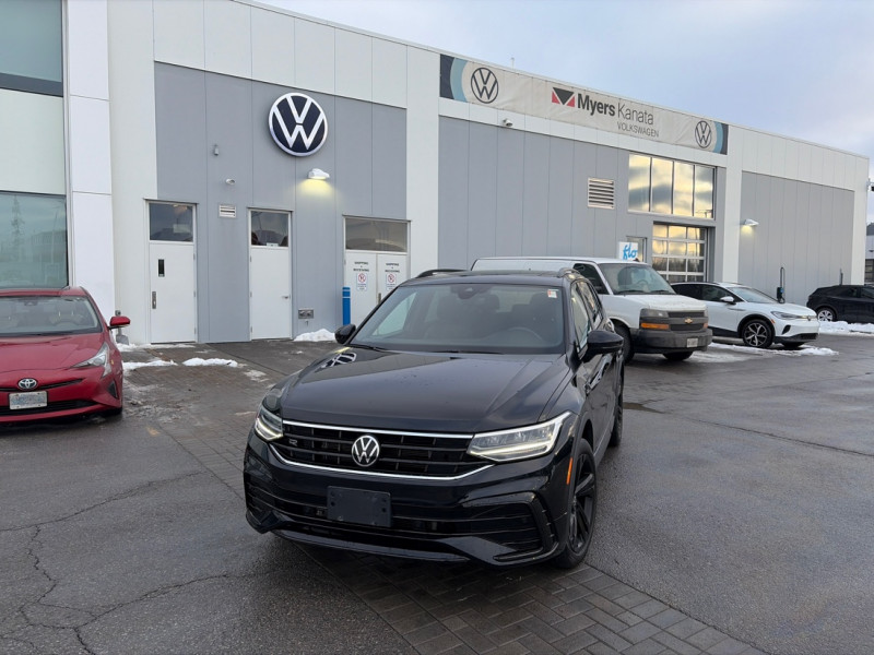 2023 Volkswagen Tiguan Comfortline R-Line Black 4Motion