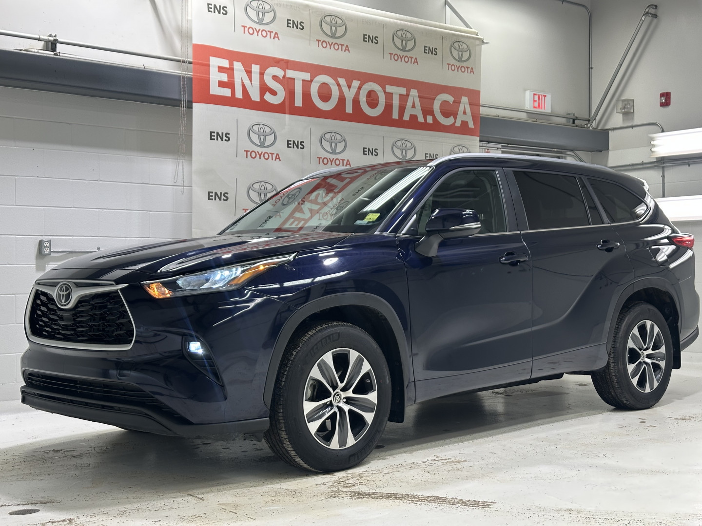 2023 Toyota Highlander XLE AWD