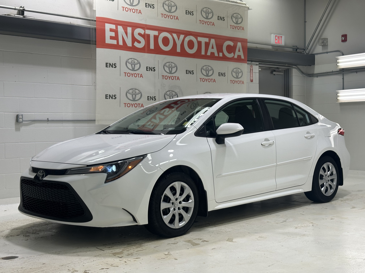 2022 Toyota Corolla LE FWD