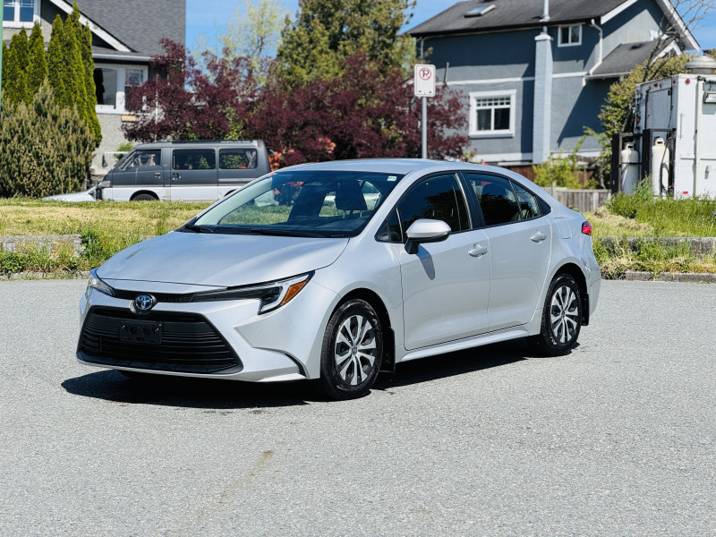 2024 Toyota Corolla Hybrid LE AWD