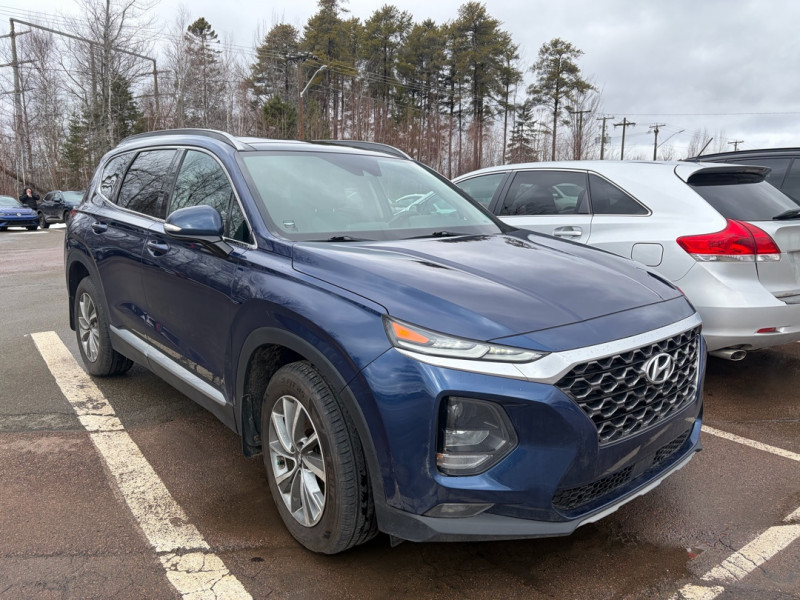 Hyundai Santa Fe 2.4L Preferred AWD with Sun and Leather Package 2020