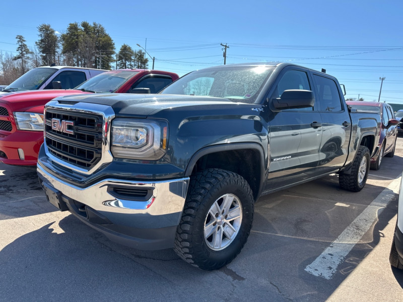 2018 GMC Sierra 1500 Base Crew Cab 4WD