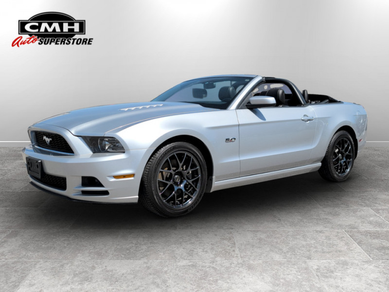 2013 Ford Mustang GT Premium Convertible RWD