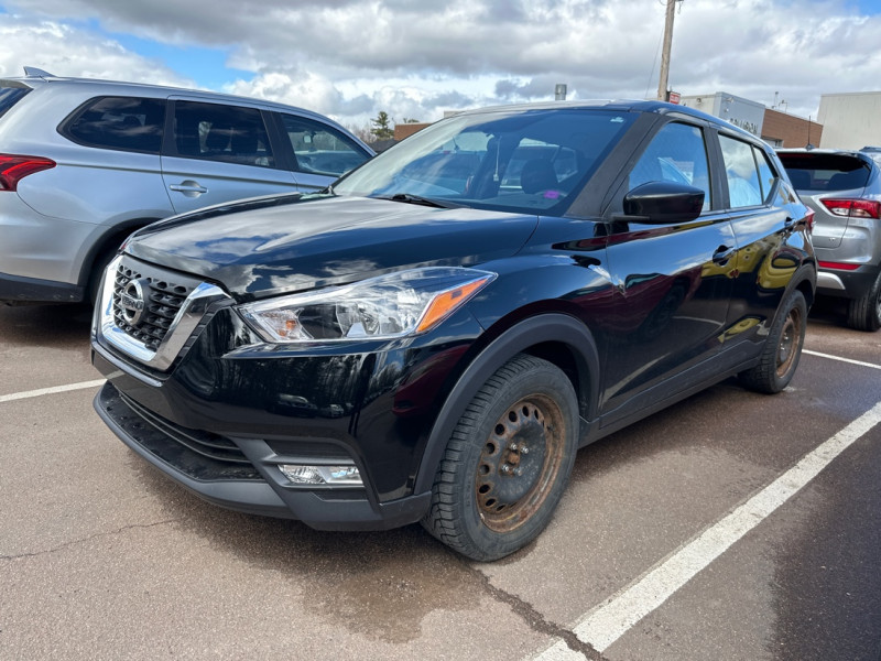 2019 Nissan Kicks SV FWD