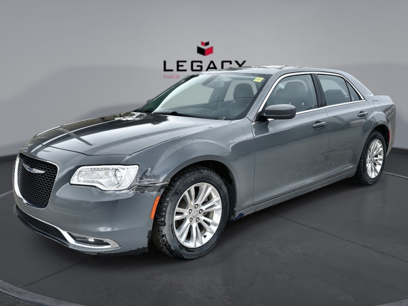 2020 Chrysler 300 Touring RWD