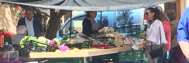 Cover image for post Farmer's market, by DavidMark