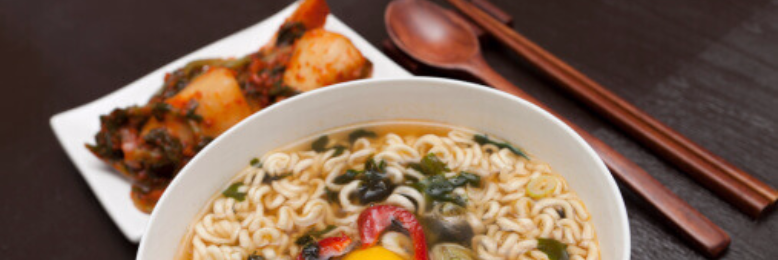 Cover image for post Mamahen and the Ramen Noodles, by nehasri