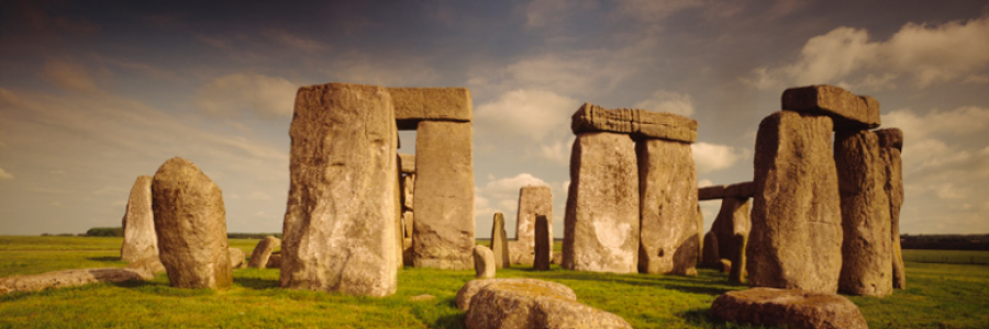 Cover image for post Stonehenge, by anarosewood