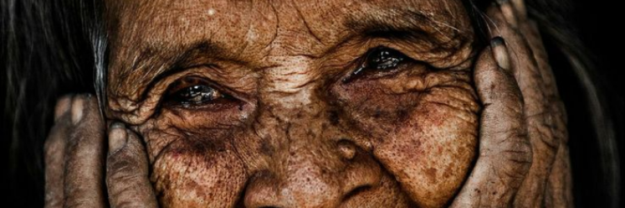 Cover image for post eyes that smile, by Suncent