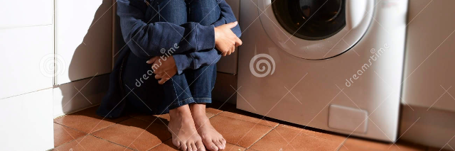 Cover image for post Lonely Girl in a Kitchen., by hot_foot_steph