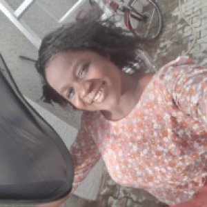 Profile avatar image for Debbyoiza