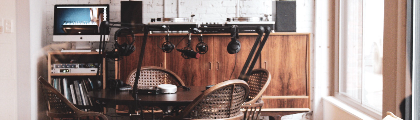 Profile banner image for Lipplocked