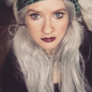 Profile avatar image for Lovewitch666