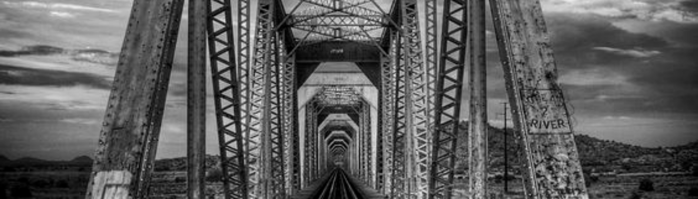 Profile banner image for LunaBlanc