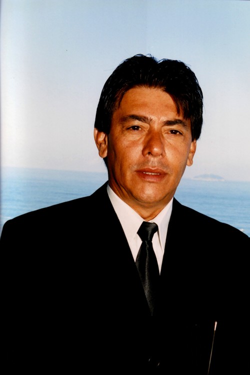 Profile avatar image for RuyCamaraWriter