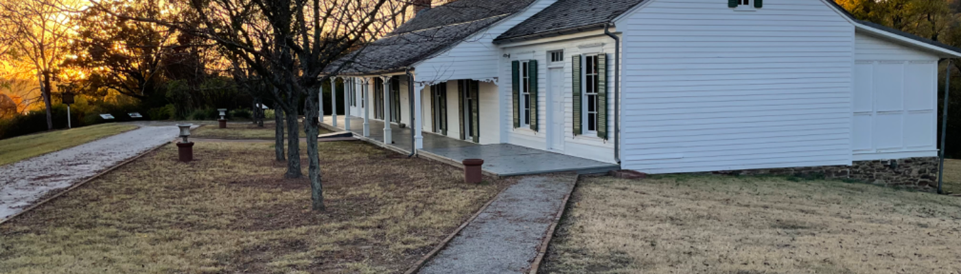 Profile banner image for twing