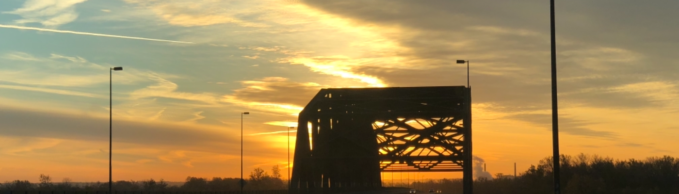 Profile banner image for platinum_bl0nde