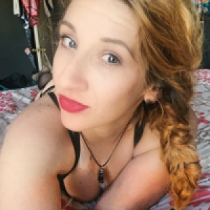 Profile avatar image for LeemarieT