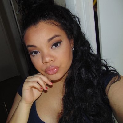 Profile avatar image for AlWayzClassy_XO