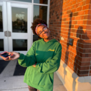 Profile avatar image for ezzi_22