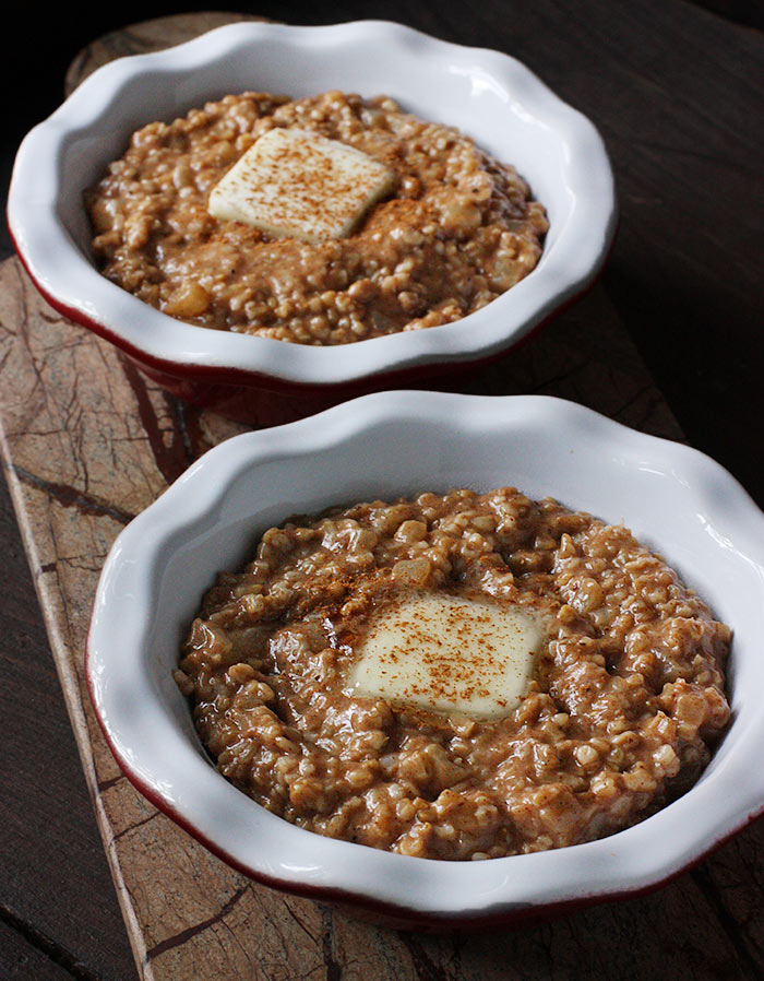 Butter Toasted Apple Pie Oatmeal | SoupAddict.com