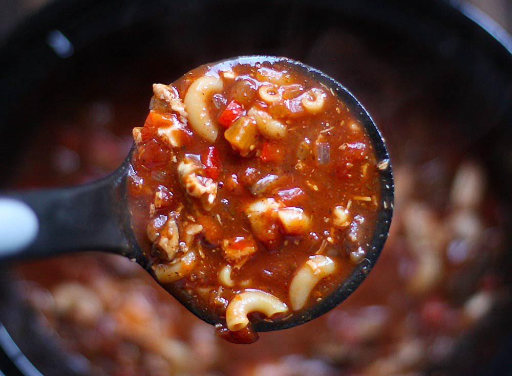 Slow Cooker Chicken Chili Soup from Soupaddict.com