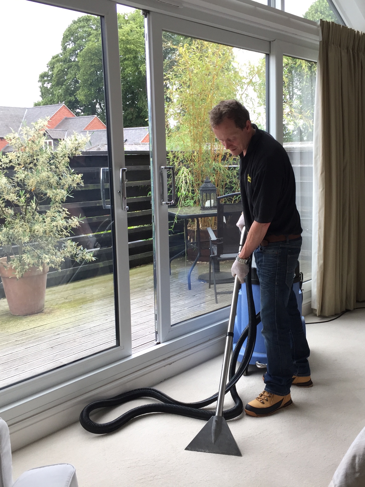Gleaming Cleaning