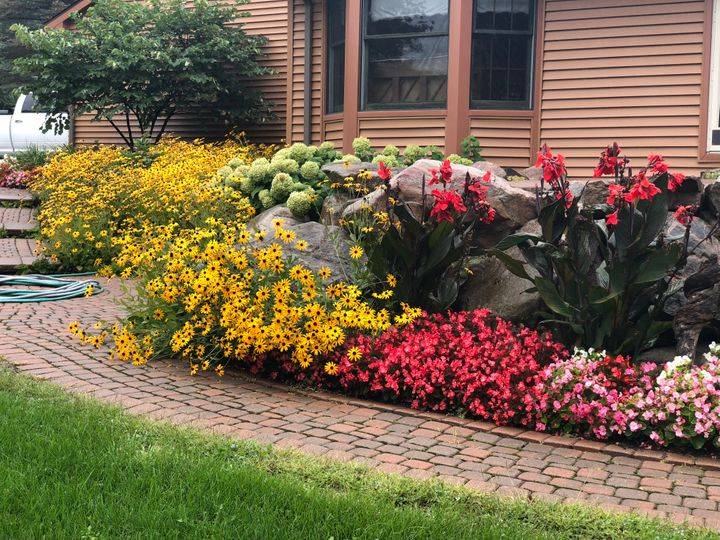 North Oakland Landscaping