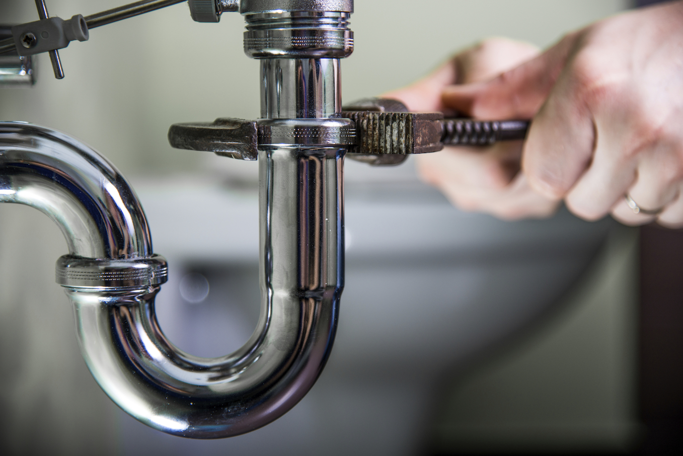 Glow White Plumbing LLC