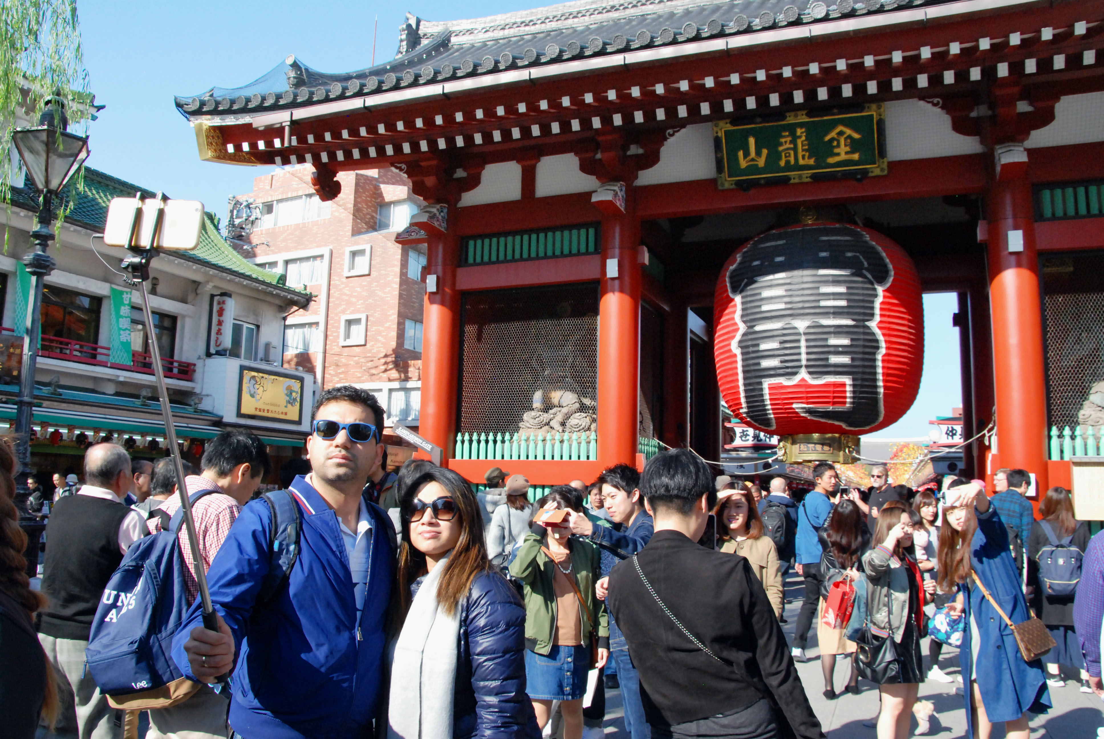 Spending by foreign visitors in Japan tops 3 tril. yen at fastest pace