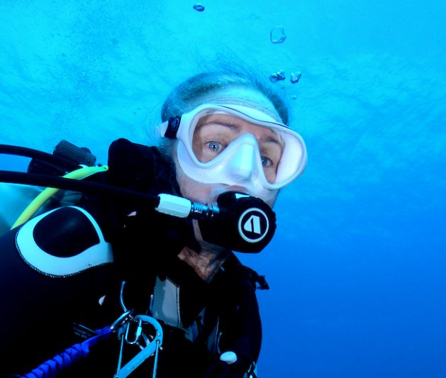 Gallery Instructor Liz in Curacao
