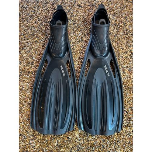 Innovative Full Foot Fin - Large Black