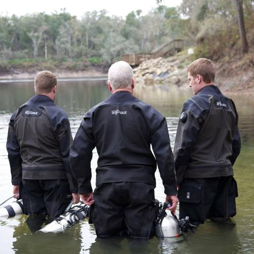 SDI Drysuit Diver Specialty Course