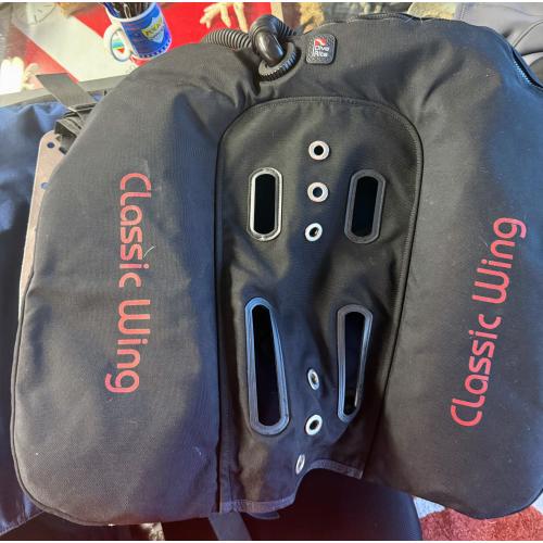 Dive Rite Classic Wing – New Old Stock (NOS) – Black – Never Used