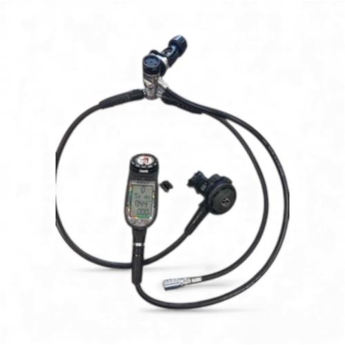 SCUBAPRO MK25 S555 w/ Computer