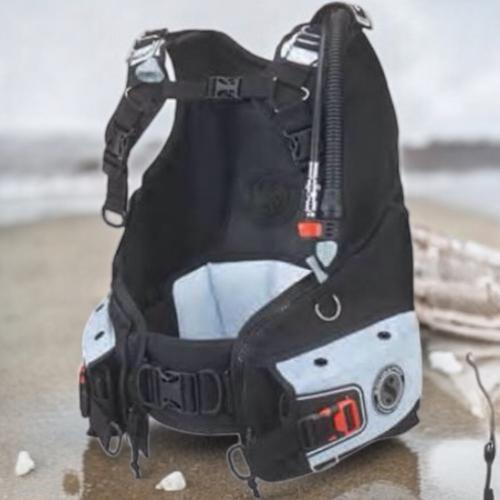 Bella Medium w/BPI - Black/White Display Open Box