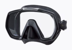 FREEDOM ELITE MASK - BLACK/BLACK SILICONE