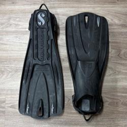 GO Sport - Black - XL - Open Box - Display Model